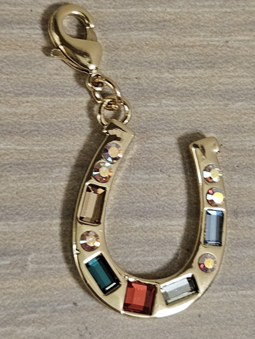 Horseshoe Austrian Crystal Charm Charm Rhinestones Gold-Tone